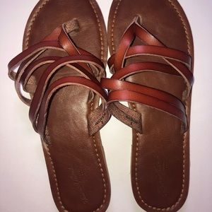 3/$25 Strappy Brown Universal Thread Sandals 8